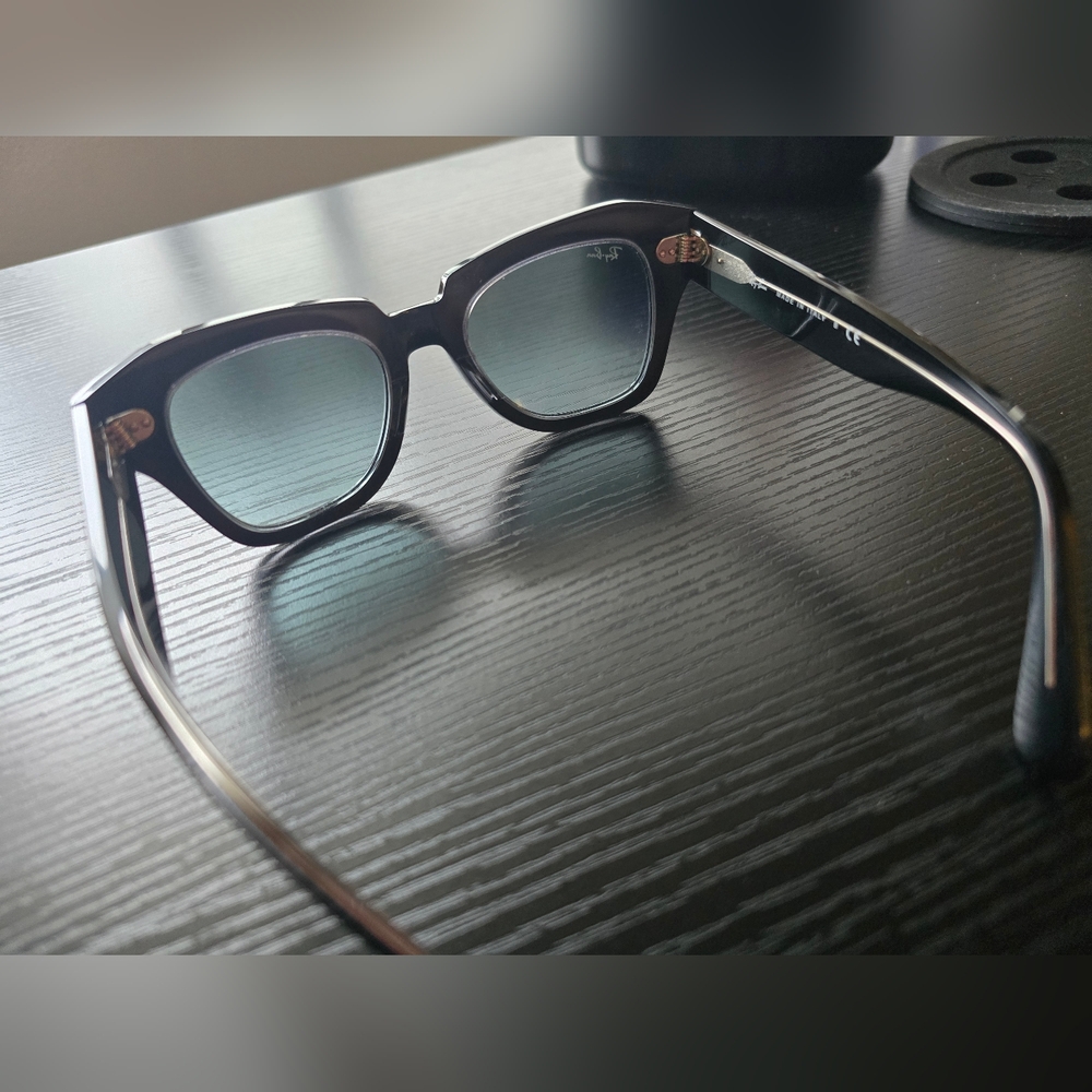 Ray-Ban State Street Sunglasses -RB2186 - Picture 6 of 9